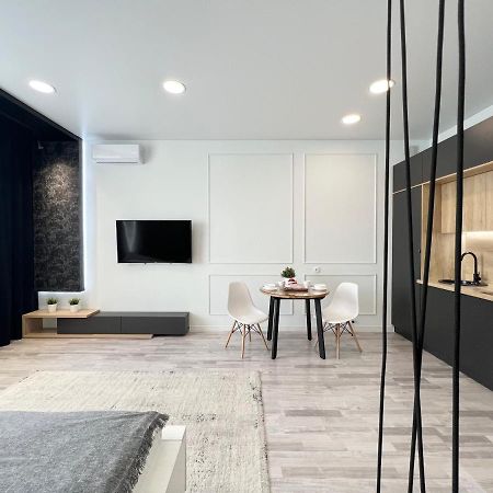 Апартаменты Lux Pavlodar Exterior photo