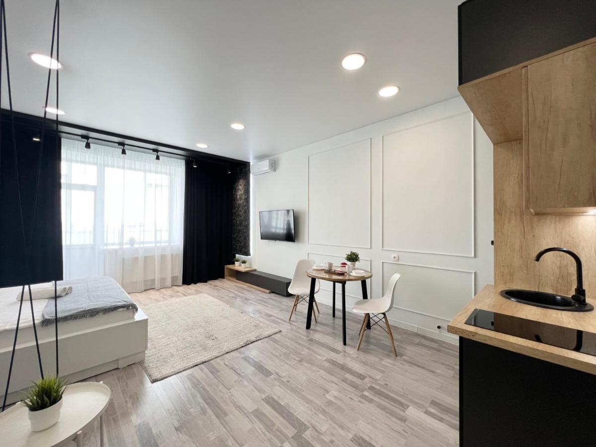 Апартаменты Lux Pavlodar Exterior photo