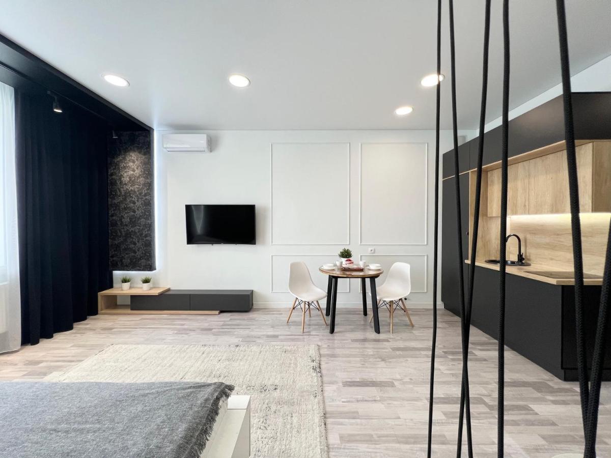 Апартаменты Lux Pavlodar Exterior photo